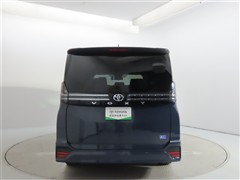 ヴォクシー 2.0S-G 8ニンノリ