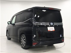ヴォクシー HV 1.8S-Z