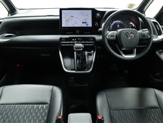 ノア 2.0S-Z 7ニンノリ