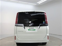 エスクァイア 2.0Gi 4WD 8ニン