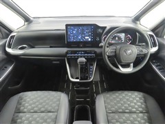 ヴォクシー 2.0S-Z 7ニンノリ
