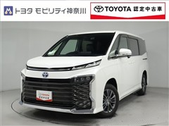 トヨタ　ヴォクシーHV S-Z 4WD 7ニン