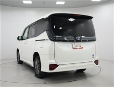 ヴォクシーHV S-Z 4WD 7ニン
