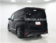 ヴォクシー 2.0S-Z 7ニンノリ