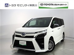 トヨタ ヴォクシーHV ZSキラメキ2 7ニン