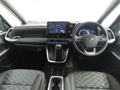 ヴォクシーHV 1.8S-Z 7ニン