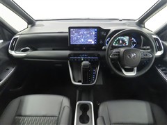 ノアHV 1.8S-Z 7ニンノリ