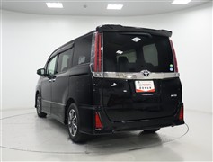 ノア 2.0Si WxB2 7ニンノリ