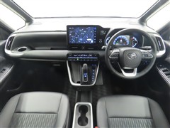 ノアHV 1.8S-Z 7ニンノリ