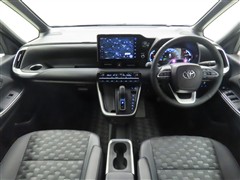 ヴォクシーHV 1.8S-Z 7ニン
