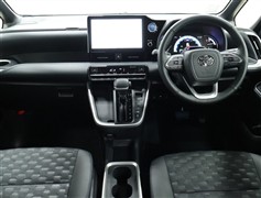 ヴォクシーHV 1.8S-Z7ニンノリ