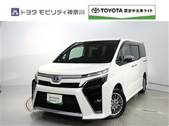 ヴォクシーHV ZSキラメキ3 7ニン
