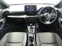ヤリスクロスHV 1.5Z