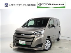トヨタ　ノア 2.0X 4WD 7ニンノリ