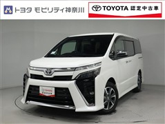 トヨタ ヴォクシー ZSキラメキ3 8ニンノリ