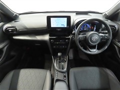 ヤリスクロスHV 1.5Z ウルバーノ