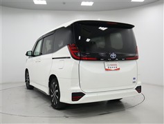 ノアHV 1.8S-Z 7ニンノリ