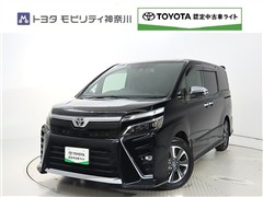 トヨタ ヴォクシー ZSキラメキ3 7ニンノリ