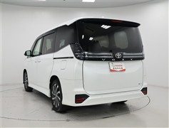 ヴォクシーHV 1.8S-Z