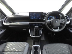 ヴォクシーHV 1.8S-Z 7ニン