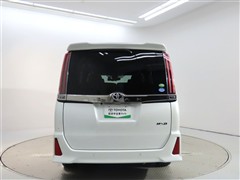 ノア 2.0Si WxB2 7ニンノリ