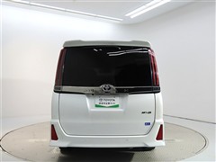 ノア 2.0Si WxB3 7ニンノリ