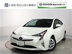 トヨタ プリウス 1.8S