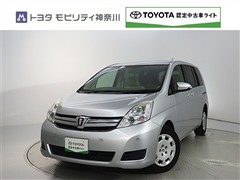 トヨタ　アイシス 1.8L