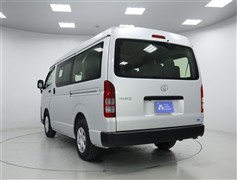 ハイエースW 2.7DX 10ニンノリ