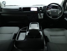 ハイエースW 2.7DX 10ニンノリ