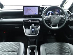 ヴォクシーHV S-Z 4WD 7ニン