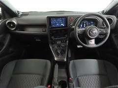 GRヤリス 1.6RZ