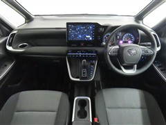 ヴォクシーHV 1.8S-G 8ニン