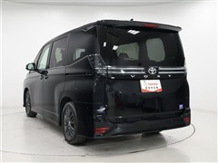 ヴォクシー HV S-G 8ニンノリ