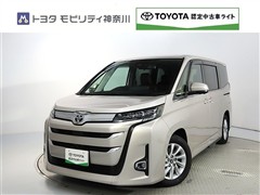 トヨタ ノア 2.0Z 7ニンノリ