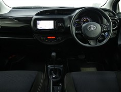 ヴィッツHV 1.5FセーフティED