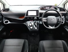 シエンタ 1.5G 4WD 6ニンノリ