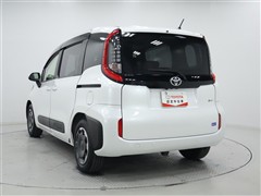 シエンタ HV 1.5Z 5ニンノリ