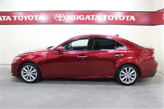 IS300h バージョンL