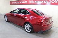 IS300h バージョンL