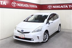 トヨタ プリウスアルファ S ツーリングセレ