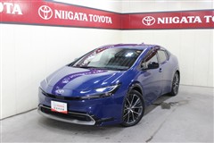 トヨタ プリウス Z