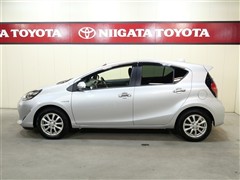 アクア S スタイルブラック