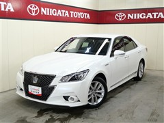 トヨタ クラウンアスリート HV アスリートS4