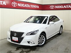 トヨタ クラウンアスリート HV アスリートS4