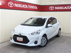 トヨタ アクア S スタイルブラック