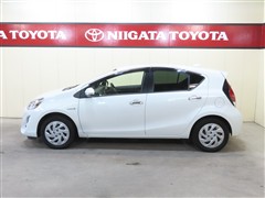 アクア S スタイルブラック