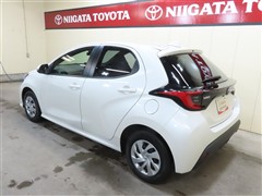 ヤリス ハイブリッド G