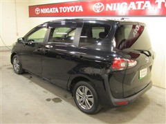 シエンタHV ファンベースG クエロ