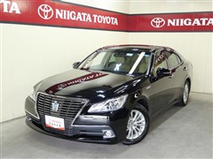 トヨタ クラウンロイヤル HV ロイヤルサルーン